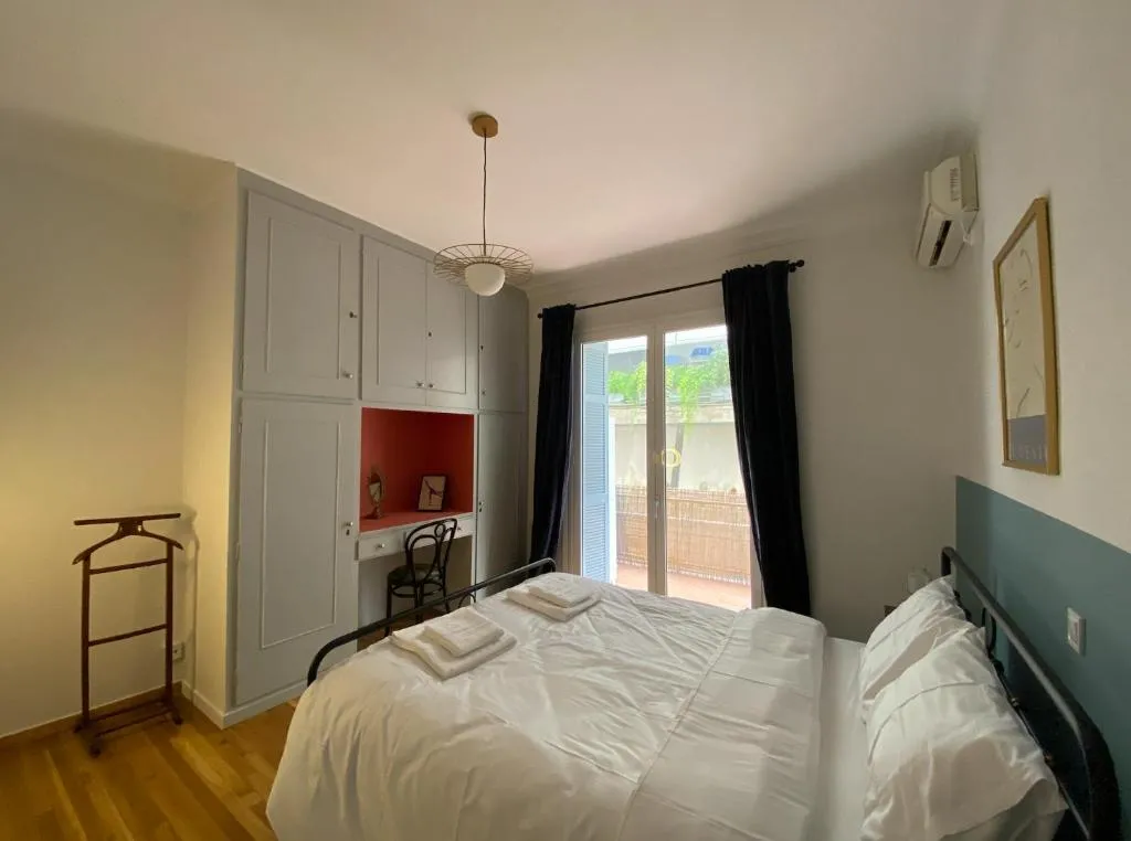 Image of 2 Bedroom Apartment near Prestigious Kolonaki Square