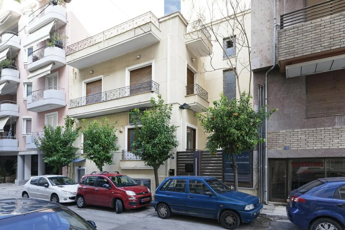 Image 5 of 2 bedroom aprtmnt next to Hilton and all hospitals