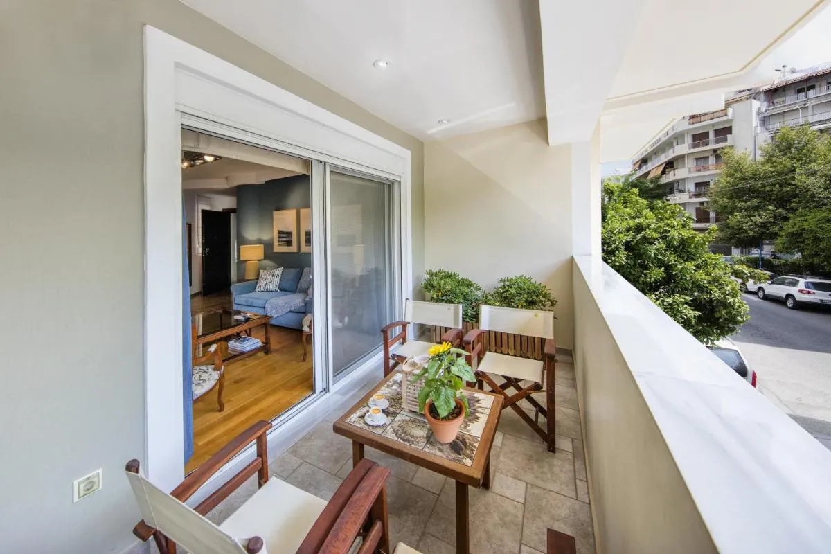 Image 4 of 2 bedroom flat next to Acropolis