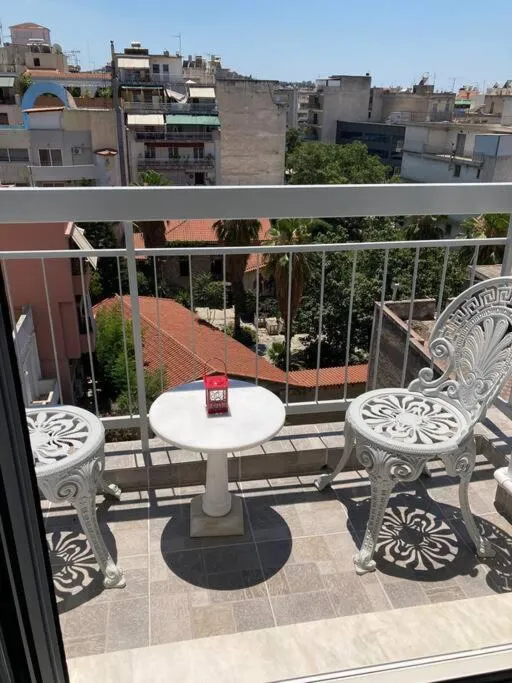 Image 5 of ACROPOLIS CASA Historic Centre Top Floor Elegant Stylish Retreat 150m to Metro