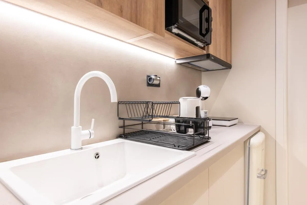 Image 2 of AVM Suites – Athens Thissio Center