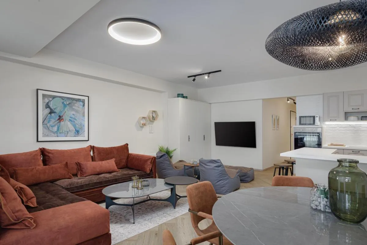Image 2 of Acropolis Premium Residence