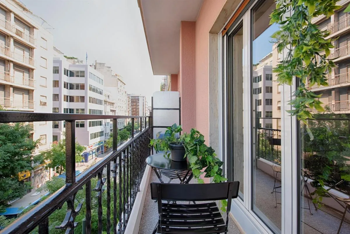 Image 5 of Acropolis view 4 bedroom flat