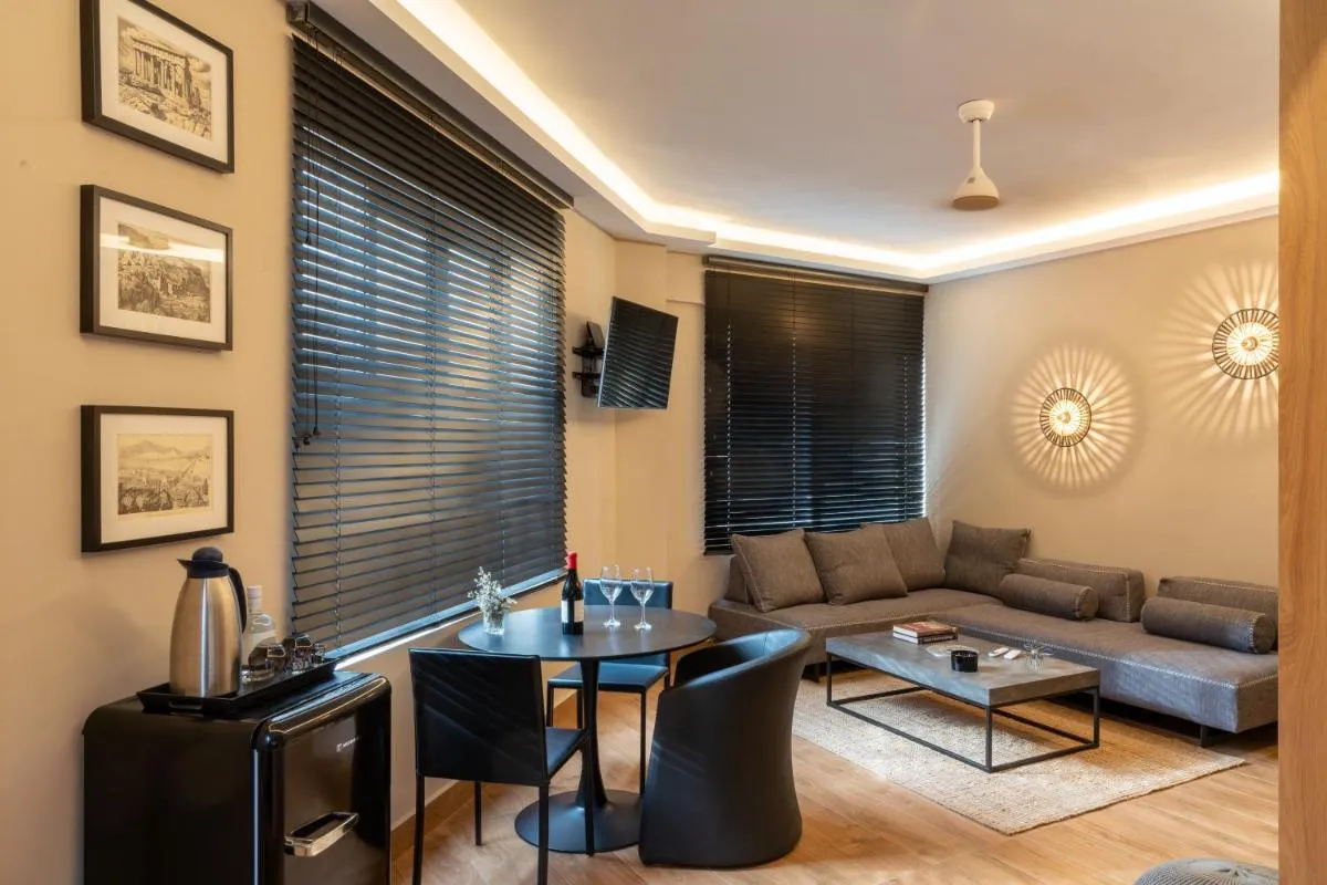 Image 4 of Aeanos suite