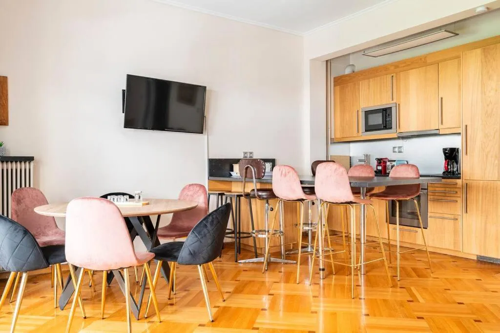 Image of Amazing Huge Bright full 3BDR apt inAcropolis