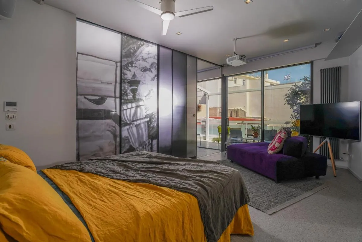 Image 1 of ApArt Suite