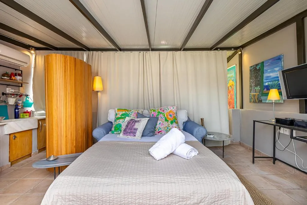 Image of Arthome Acropolis View