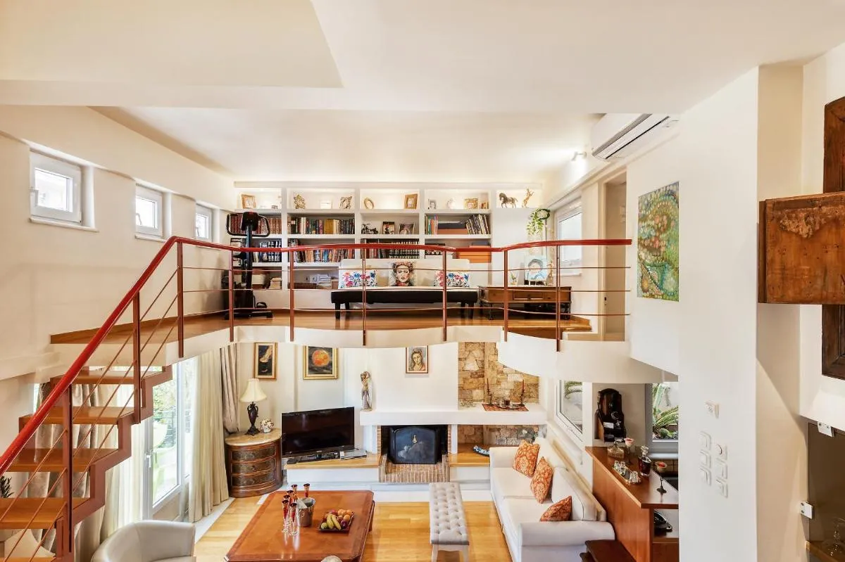 Image 4 of Artistic Villa Luxury