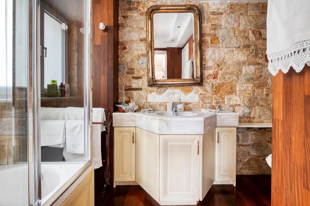 Image 1 of Artistic Villa Luxury