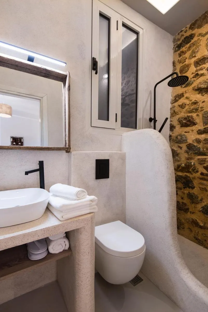 Image 6 of Athena Luxury Studios