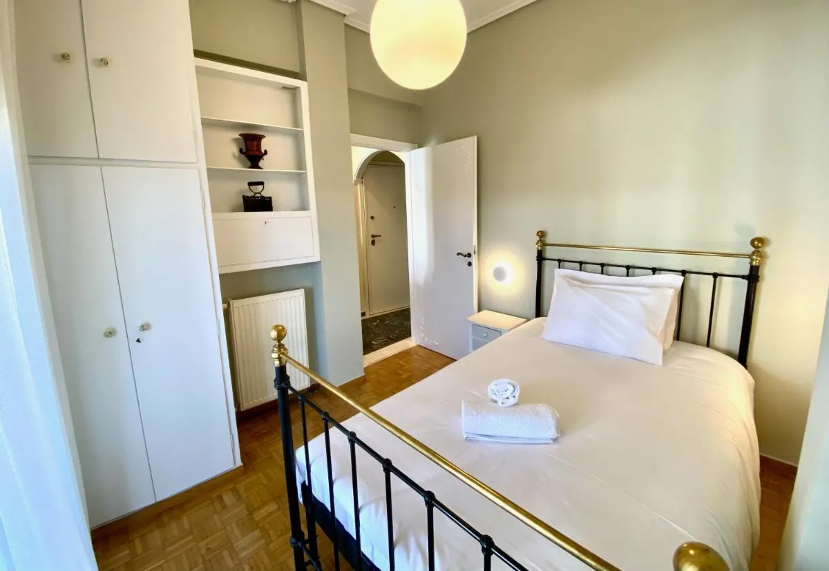 Image 6 of Athenian Condo