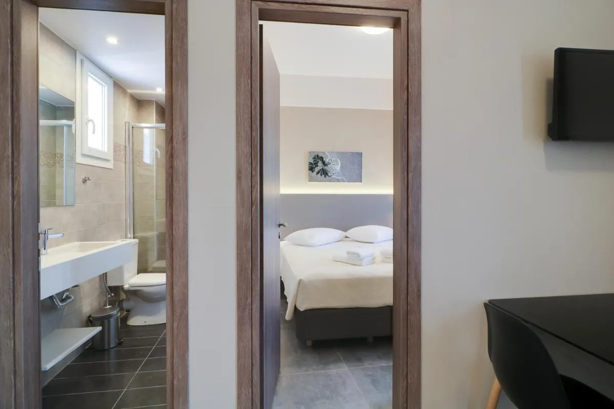 Image 2 of Athens Comfort