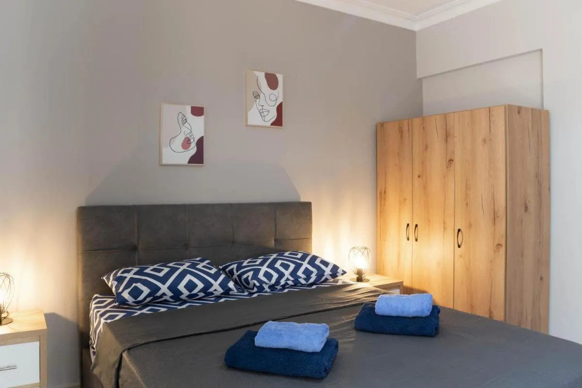 Image 6 of Athens Luxuery 3BR