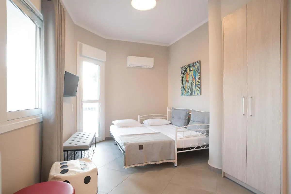 Image 1 of Athens Terrace 360°