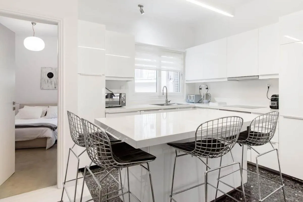 Image 4 of Bright and roomy apartment, in the heart of Athens