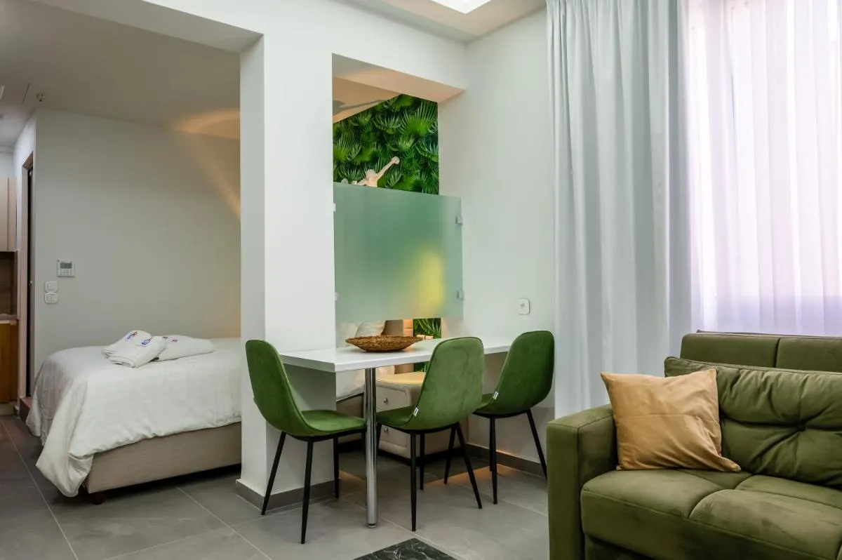 Image 2 of Chic Centre Suites Athens
