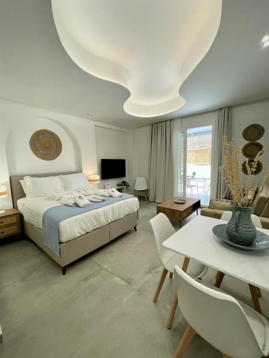 Image 3 of Chic Centre Suites Athens