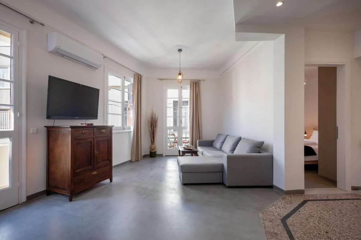 Image 4 of Christiana’s lovely apartment in Psyri, Athens