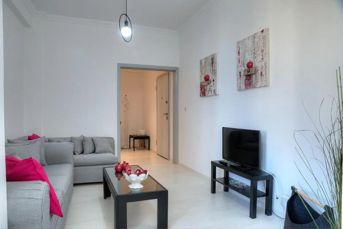 Image 4 of Cosy apartment in Glyfada center