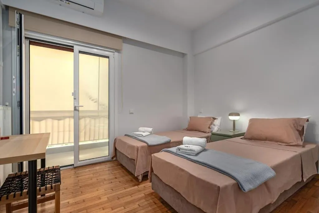 Image 5 of Cozy 2BD aprtmnt in Ilisia Park