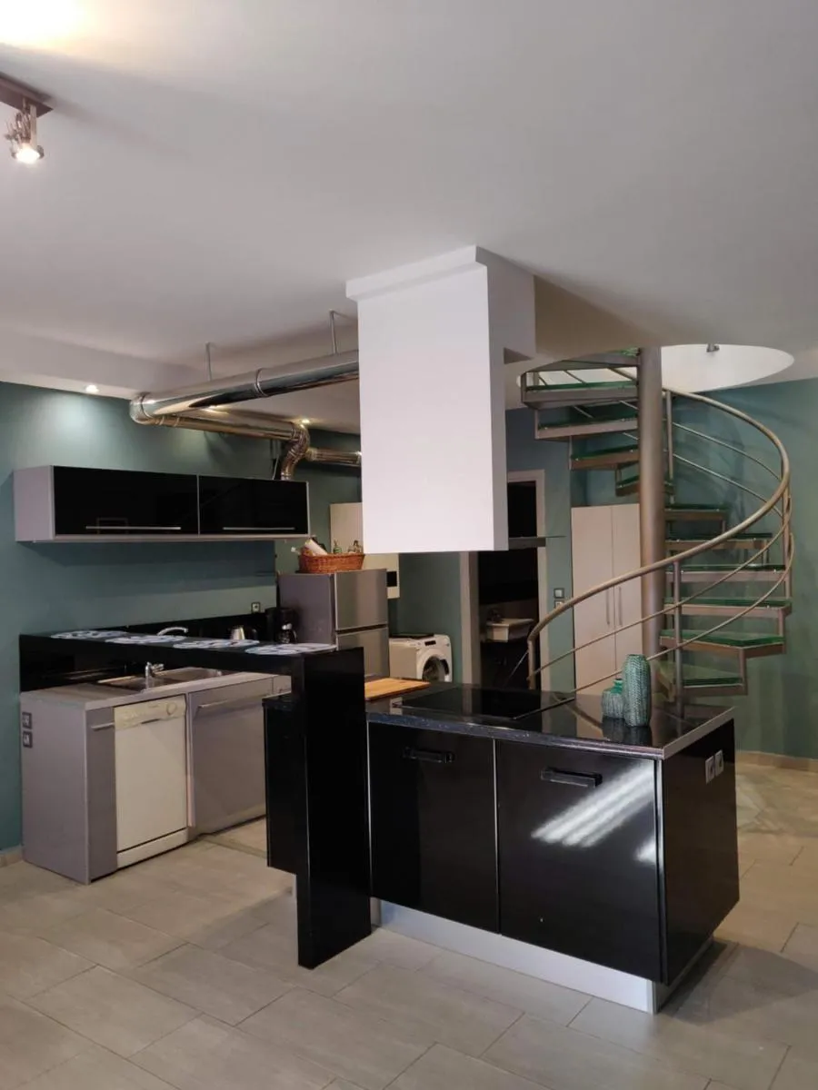 Image 3 of Elegant Bright Apartment with Acropolis view terrace
