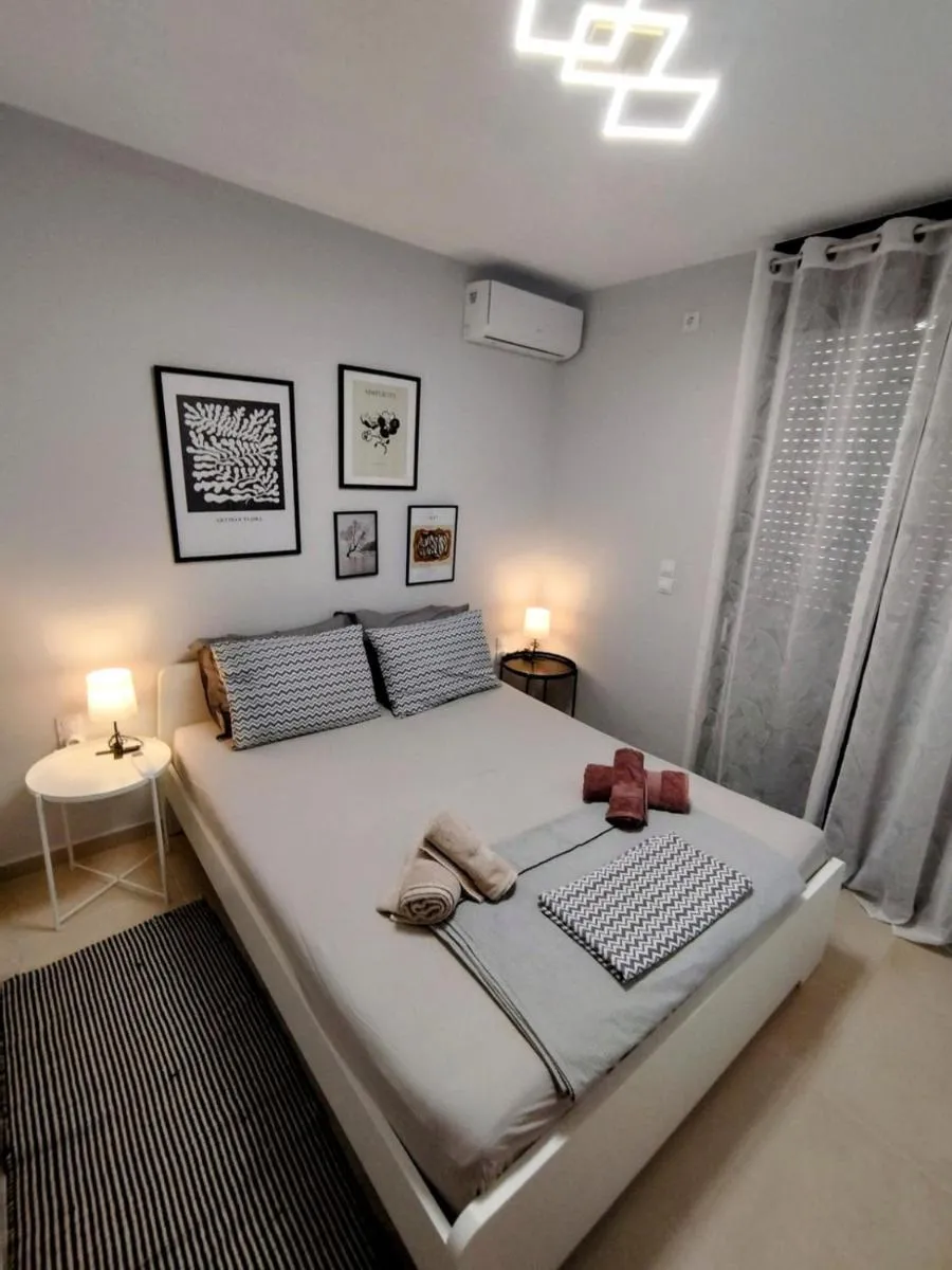 Image 6 of Floral Home 1 – Ground floor apt with courtyard and private parking!