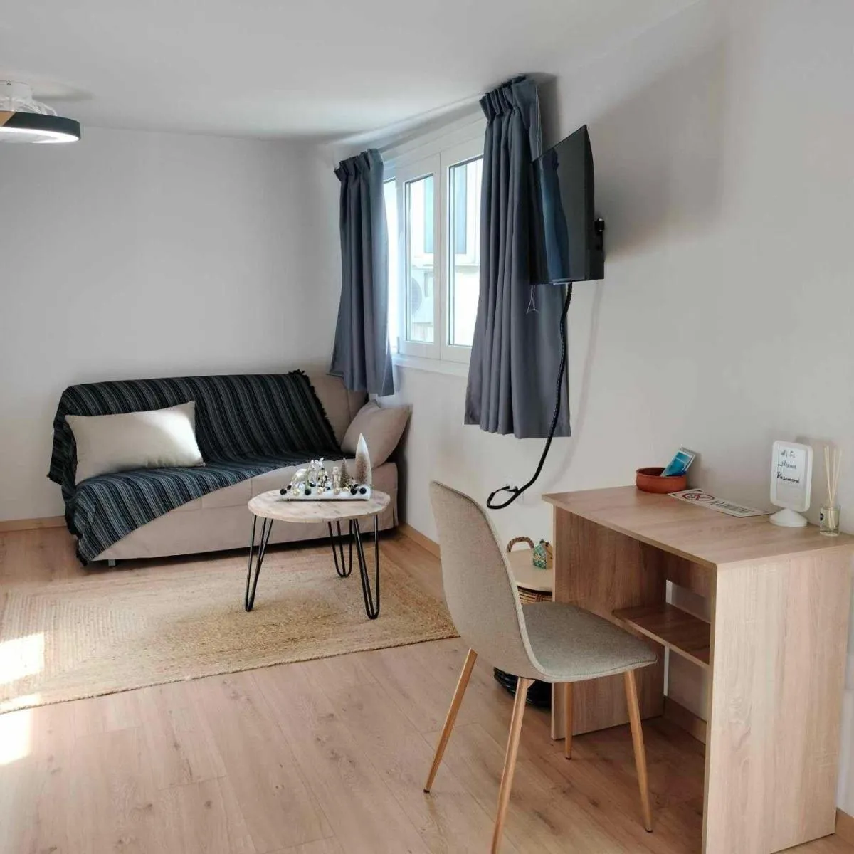 Image 6 of Gargaretta Suites Wildflower 4