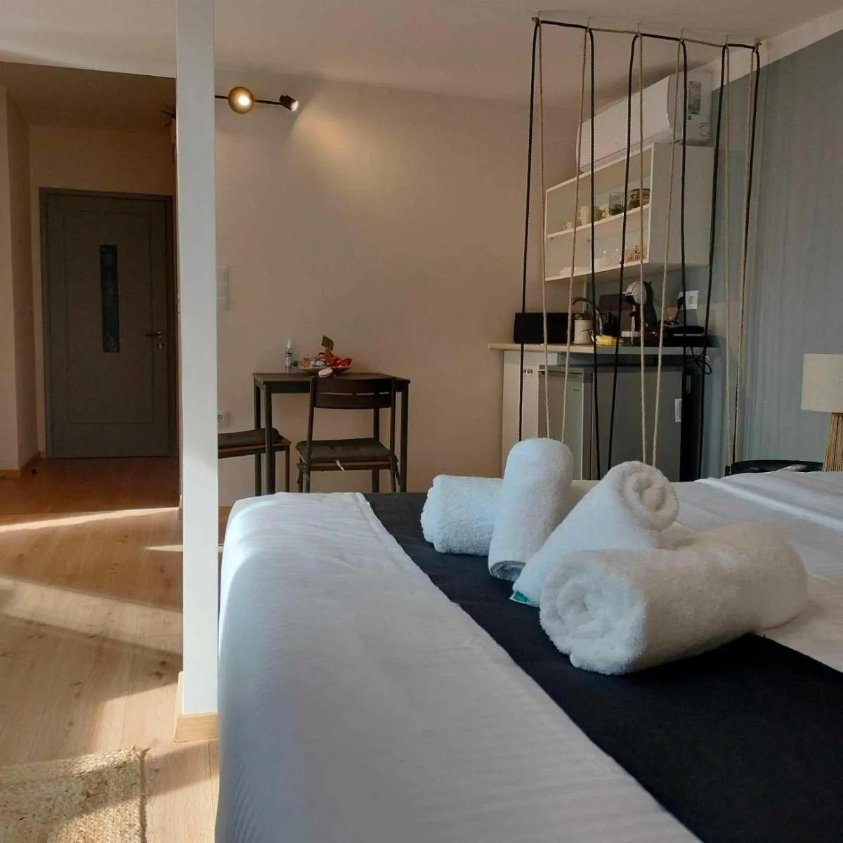 Image 4 of Gargaretta Suites Wildflower 4