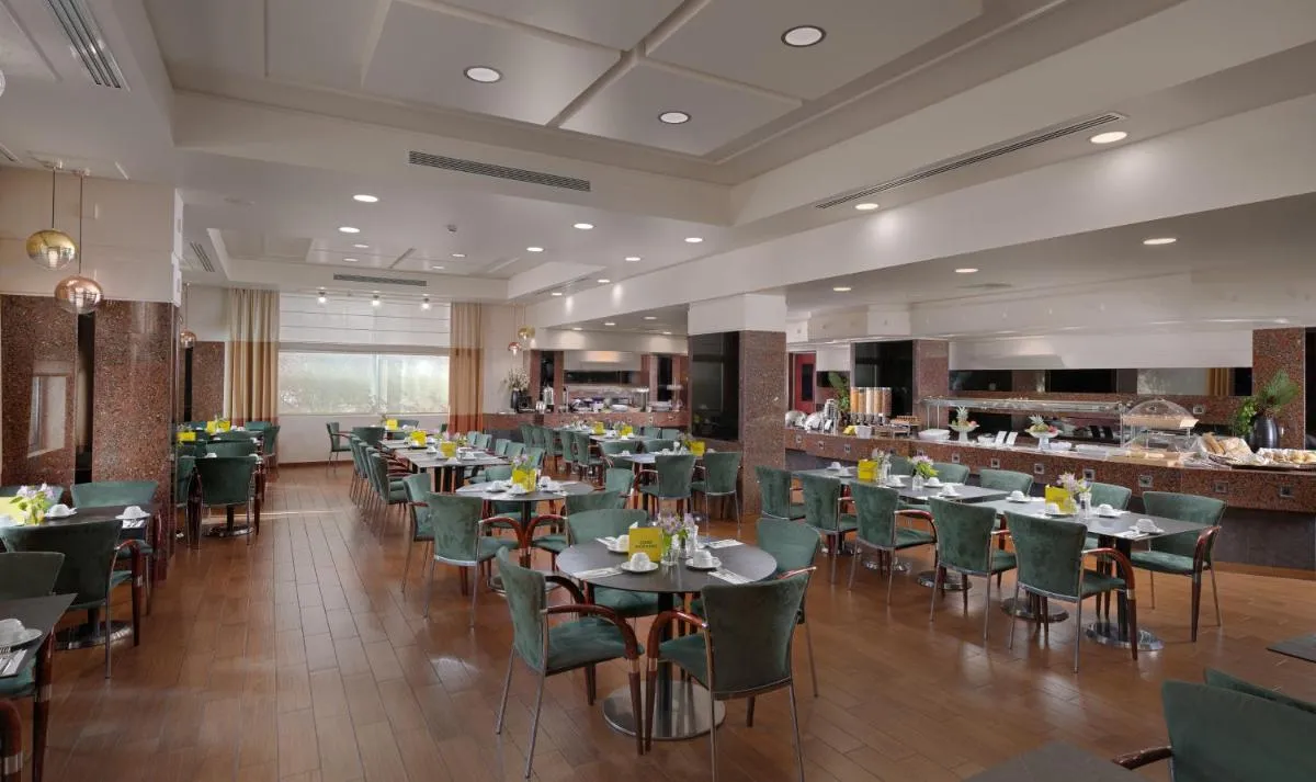 Image 4 of Holiday Inn Athens Attica Av, Airport W. by IHG