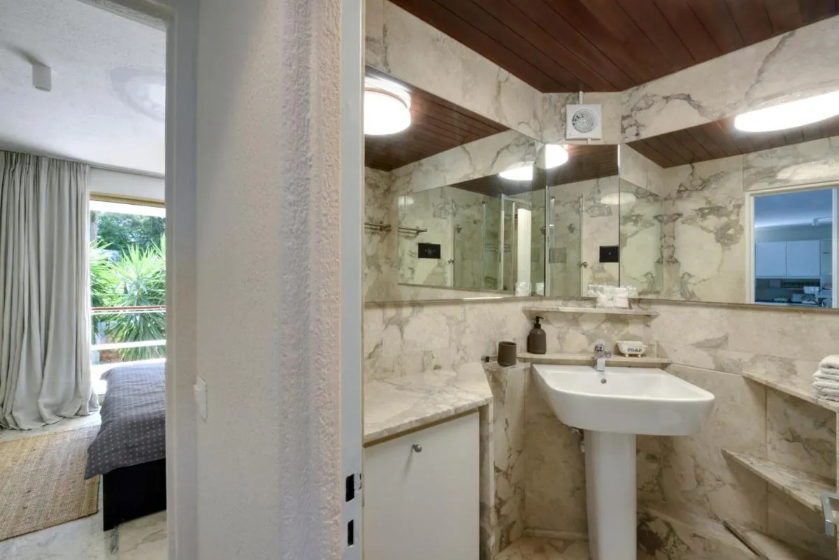 Image 2 of Kavouri Flat