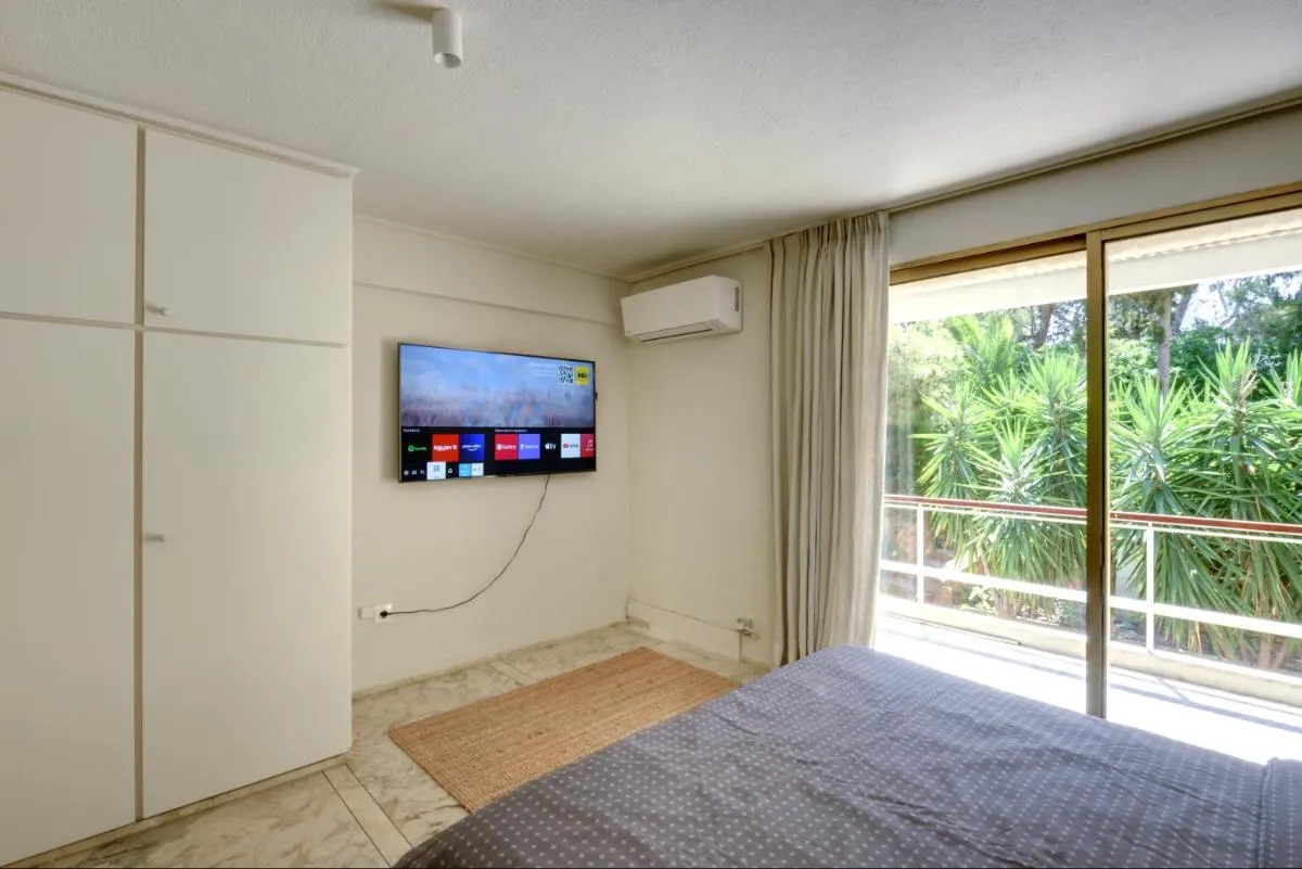 Image 5 of Kavouri Flat