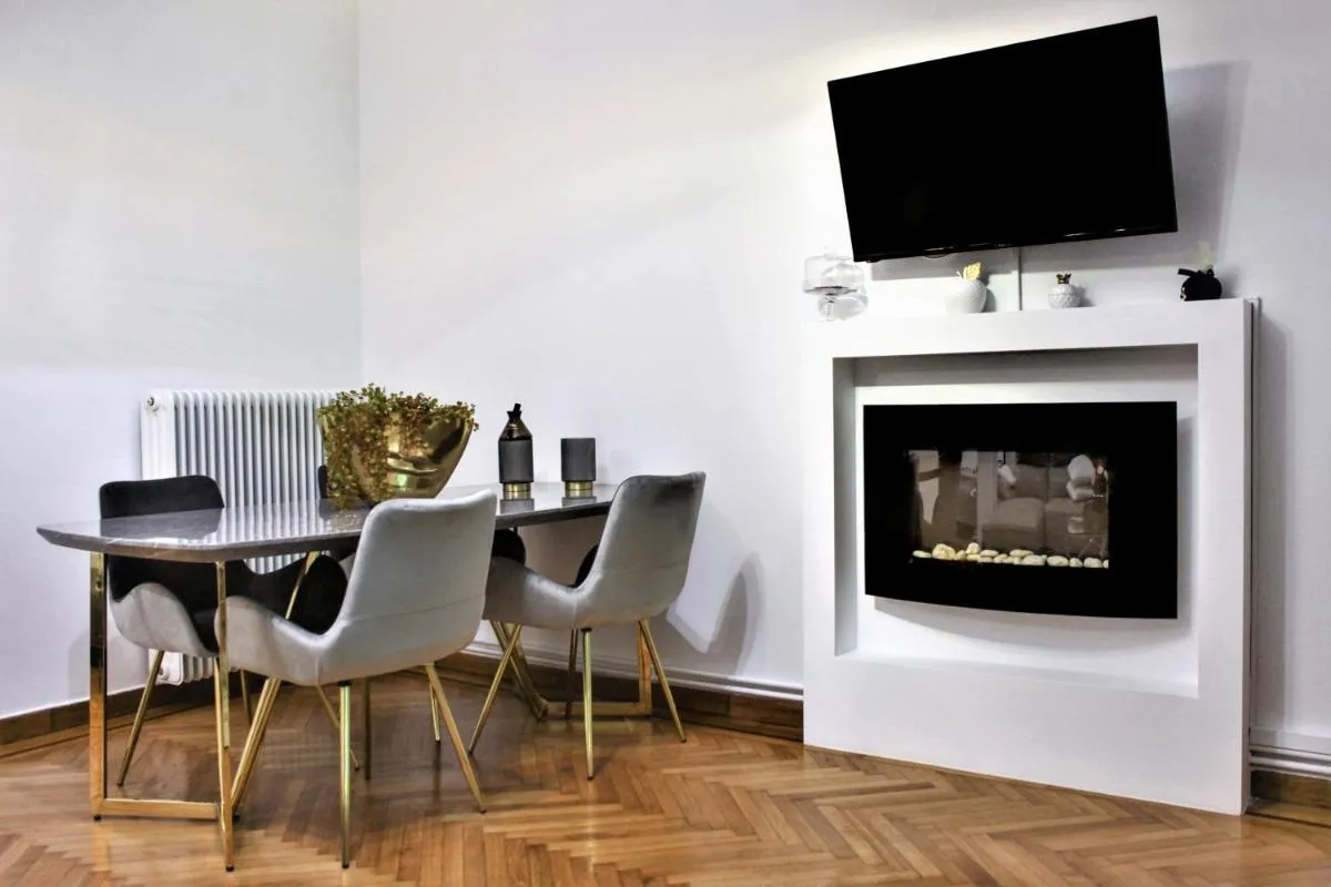 Image 4 of Kolonaki Jewel 1st floor feel like home properties