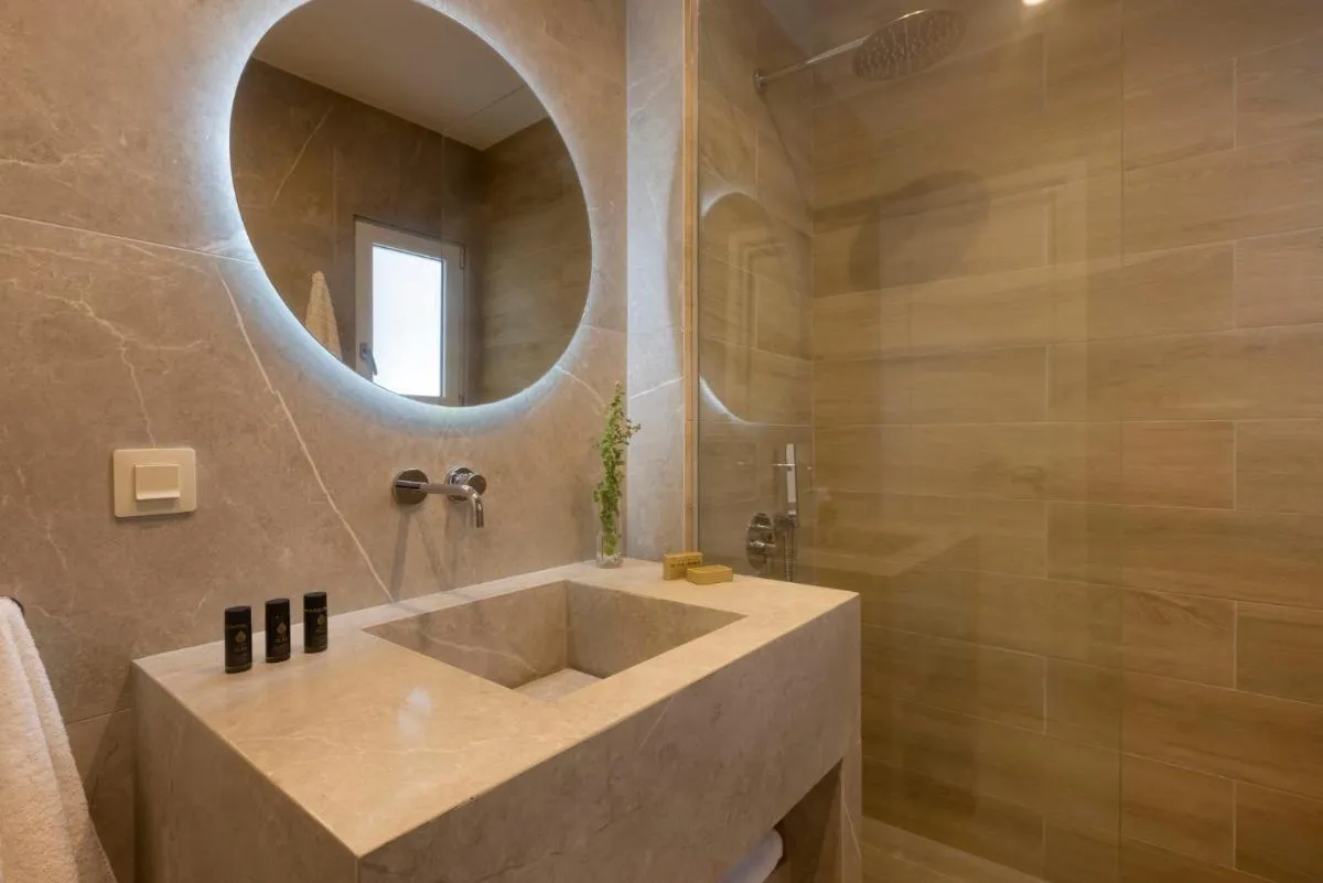 Image 2 of Lovely Apartment Kallimarmaro