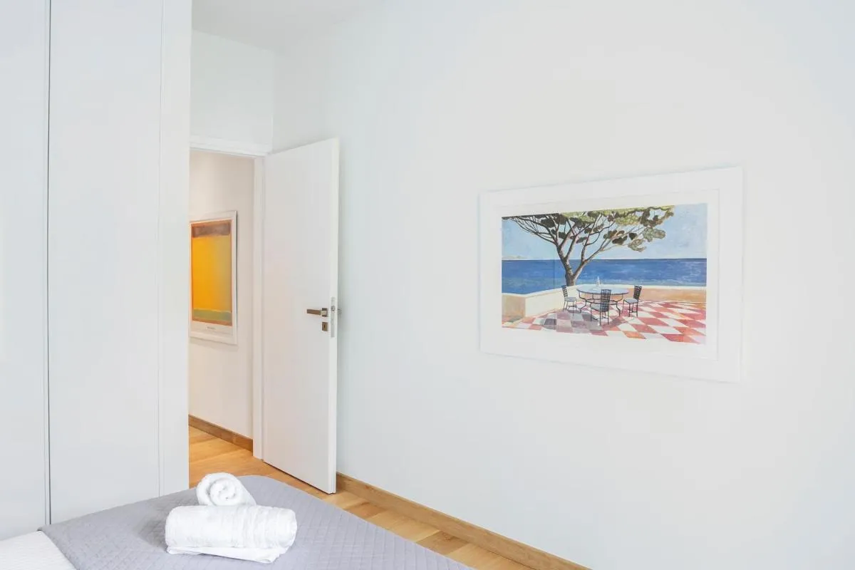 Image 2 of Luxury 1BR Flat in the Heart of Athens