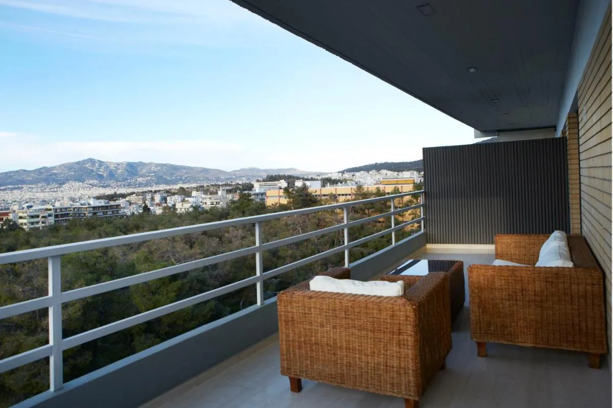 Image 5 of Luxury Apartment with Exceptional View