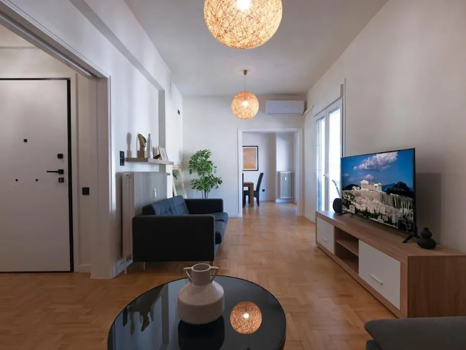 Image 4 of Lycabettus view apartment