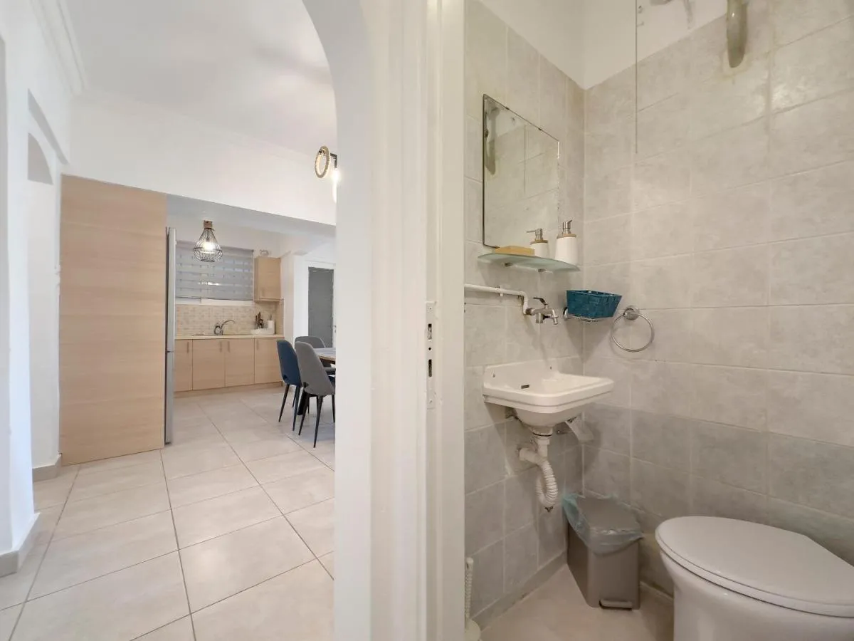 Image 2 of Marnis Spacious 105 sqm apt in Athens