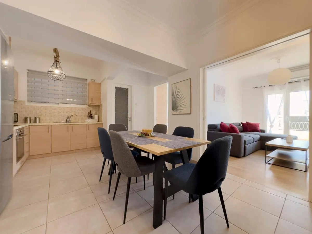 Image 3 of Marnis Spacious 105 sqm apt in Athens