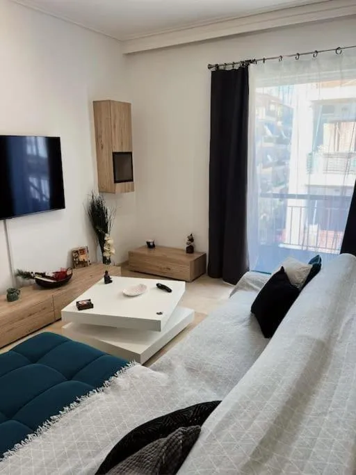 Image 6 of Minimal 3BR Apartment in Athens