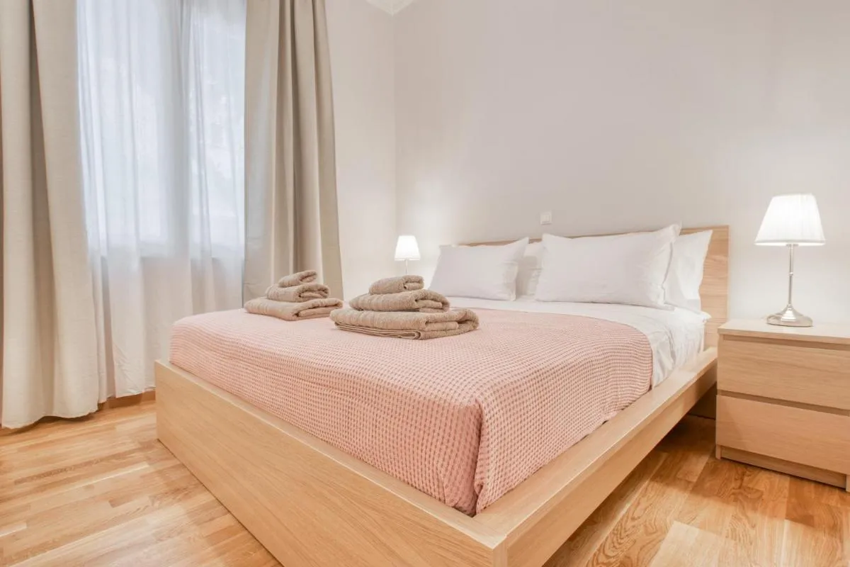 Image 5 of Modern 2-bedroom apt, 200m from the Acropolis