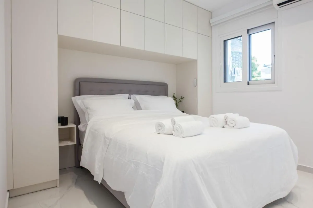 Image 2 of Modern Luxury Athens Riviera Apt with Sea View