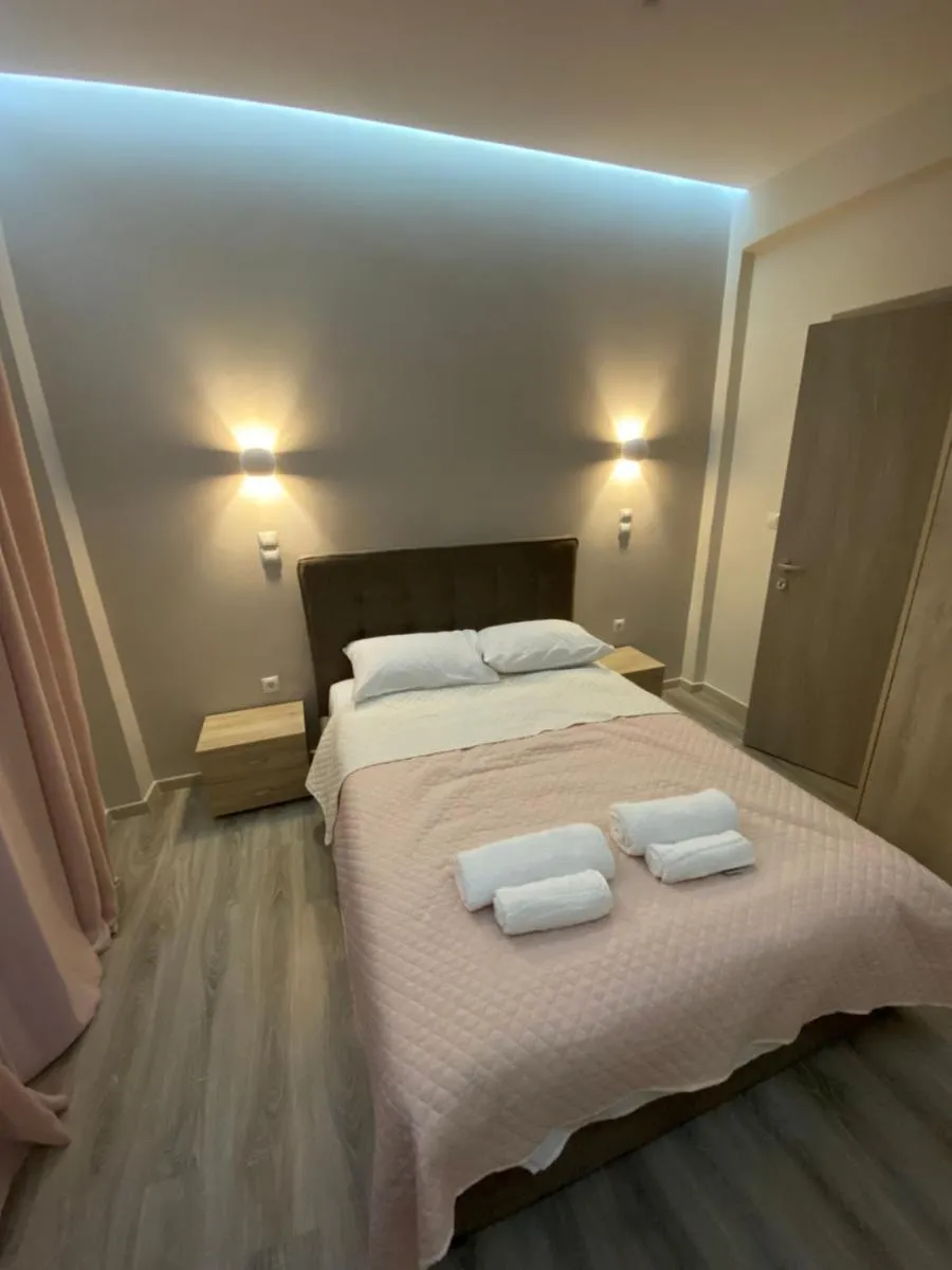Image 2 of Modern Rous Apartment in Athens