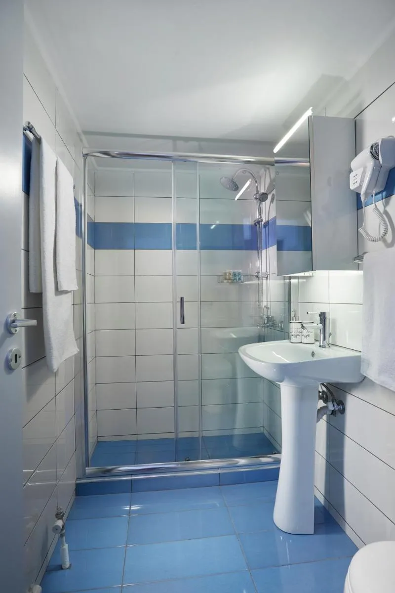 Image 4 of Modern and Cozy Apartment in the centre of Athens