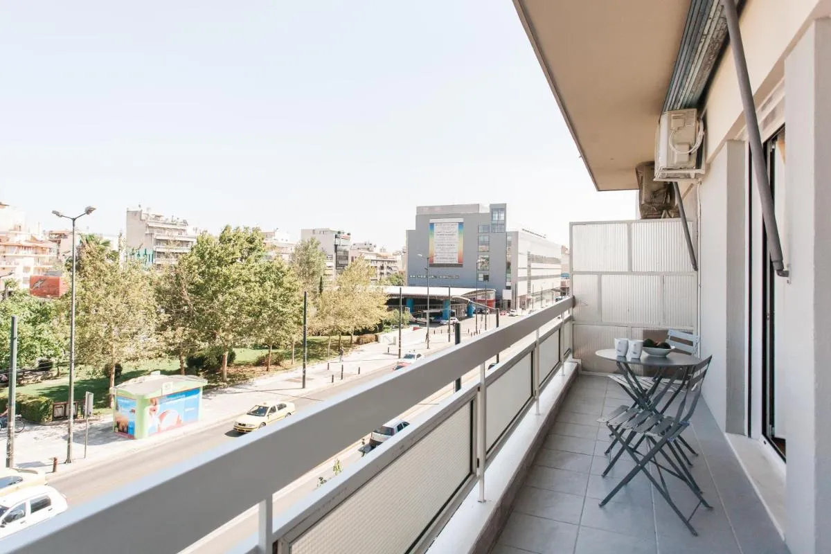 Image 5 of Museum of Modern Art Apartment next to Suggrou Fix metro- big, safe and central