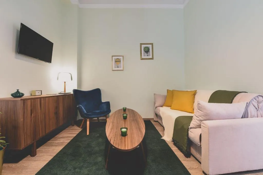 Image of Neoclassical Apartment near Acropolis – LivingStone Crystal