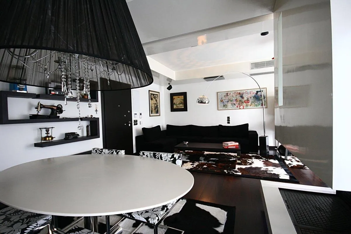 Image 4 of Panorama Penthouse & Studios