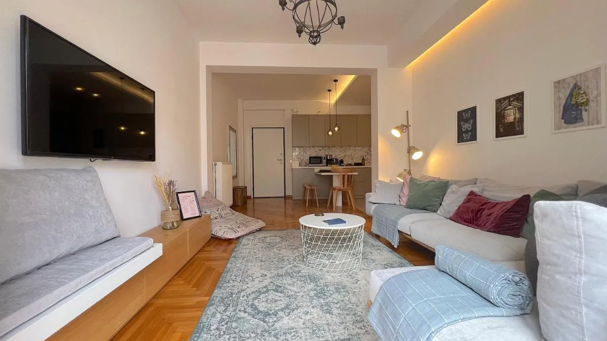 Image 3 of Pirgotelous Spacious 3bdr apt in Pangrati