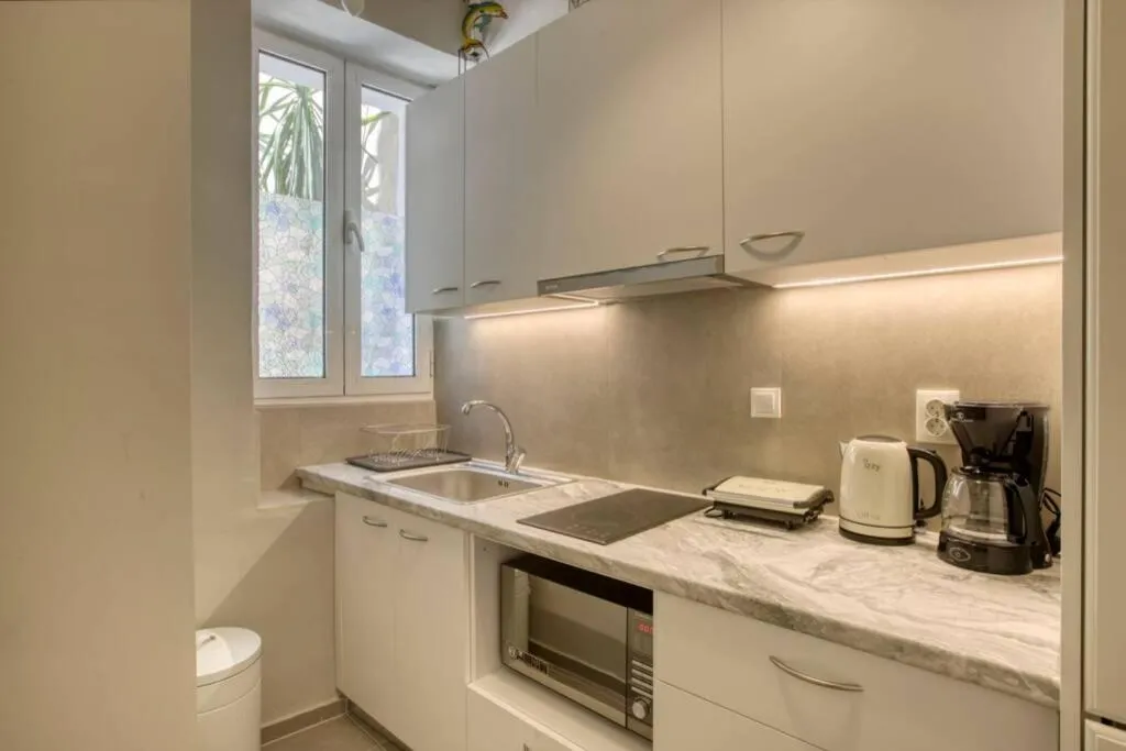 Image 3 of Plaka Filotheis House A