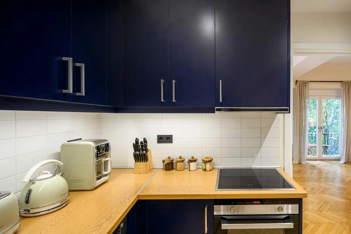 Image 3 of Plaka Premier Stay – Steps from Acropolis Museum and Metro