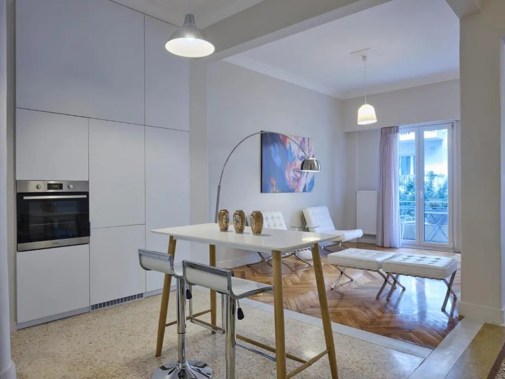 Image of Quiet, central 2bd Apt, Kolonaki